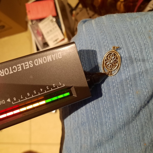 Vintage Solid GENUINE 10K YELLOW GOLD Double DIAMOND PENDANT 💎 💛 CHARM - Picture 5 of 8